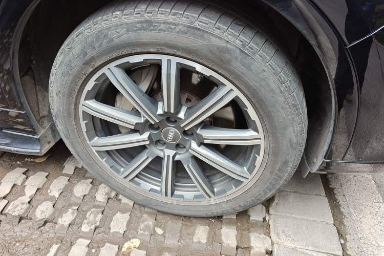 Used Audi Q7 2016 45 TFSI Technology Edition
