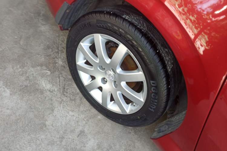 Used Peugeot 308 2014 Enjoy Edition Classic 1.6L Manual YouShang Model