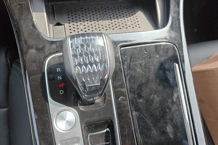 Used GAC Trumpchi M8 2024 Master Series Super Hybrid Edition Gear Lever