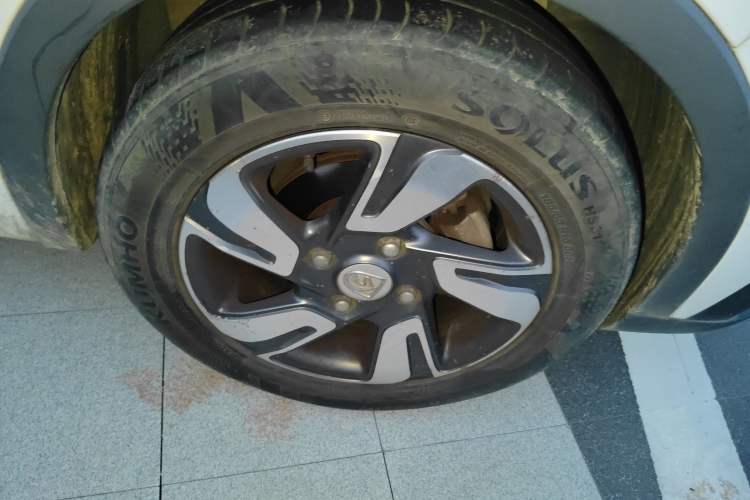 Used Baojun 310W 2018 1.5L Automatic Luxury Version China VI Emission Standard
