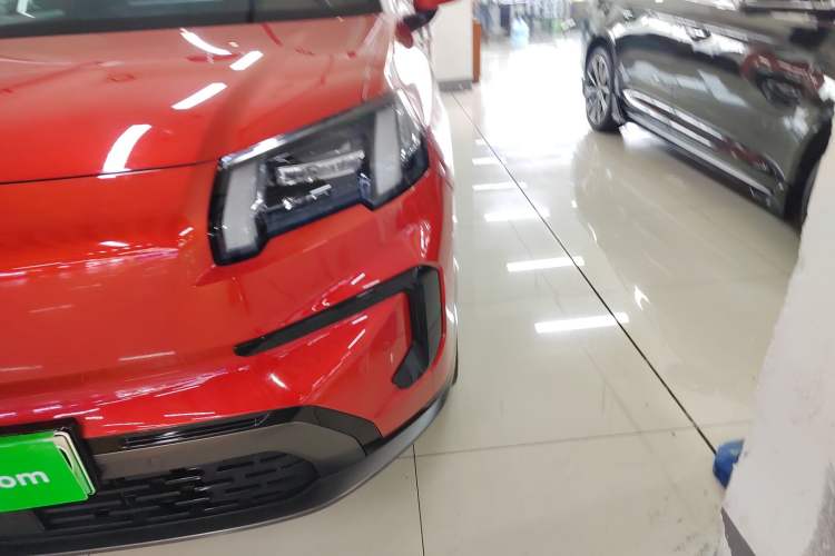 Used AION V 2024 Aion Tyrannosaurus 650 LiDAR Edition
