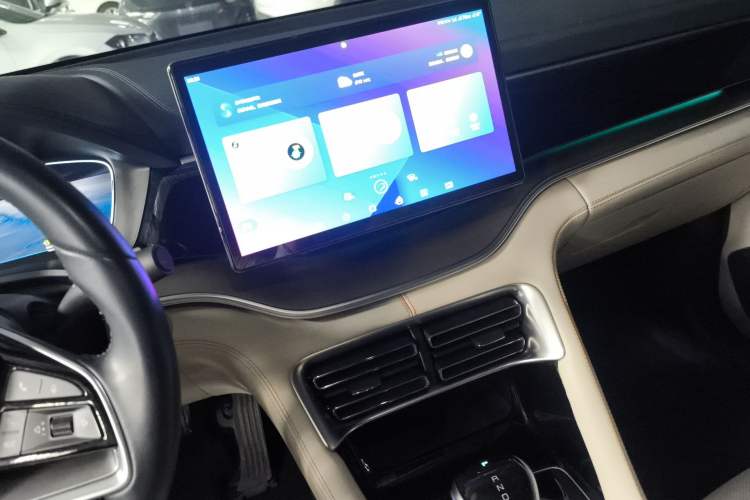 Used BYD Song PLUS New Energy 2021 DM-i 51KM Prestige Model Audio And AC Panel