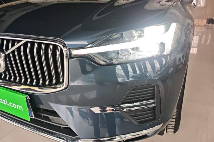 Used Volvo XC60 2025 B5 4x4 Smart Luxury Edition