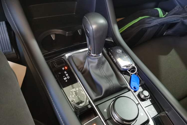 Used Mazda 3 Axela 2021 2.0L Automatic ZhiXuan Edition
