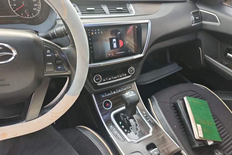 Used Land X7 2015 2.0T Panoramic Prestige Edition