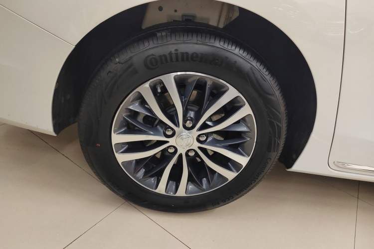 Used Buick GL8 2023 ES Lu Zun Comfort Model
