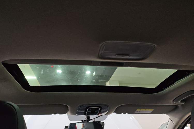 Used Hyundai Elantra 2023 1.5L CVT GLX Elite Edition Headliner