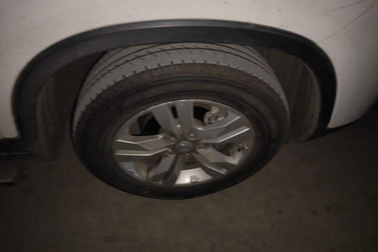 Used CHANGAN CS75 2016 1.8T Automatic Elite Model China V Standard
