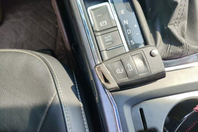 Used Volkswagen Passat 2017 280TSI DSG Luxury Edition
