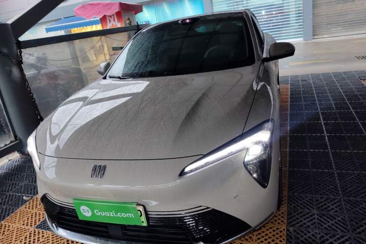 Used Buick L7 2025 Model Aivia Front