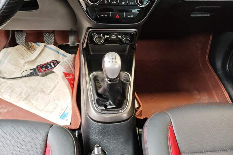 Used Changan CS15 2016 1.5L Manual Fashion Edition
