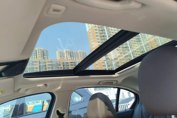 Used BMW 3 Series 2021 Second Facelift 325Li M Sport Package
