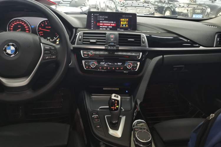 Used BMW 3 Series 2019 320Li Fashion Model