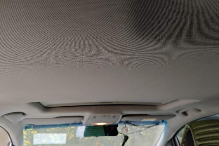 Used Buick GT 2014 XT 1.6L Automatic Fashion Edition Headliner