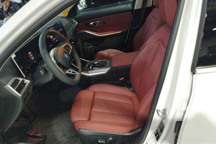 Used BMW i3 2026 Model, eDrive 35 L