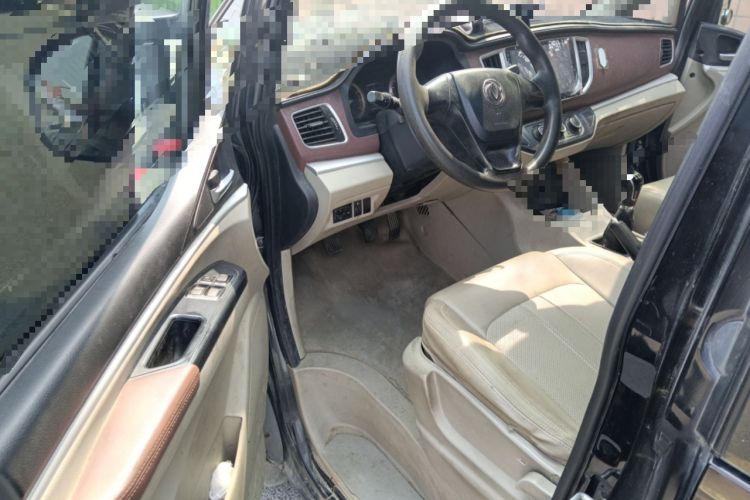 Used FORTHING Lingzhi 2017 M5L 1.6L 9-Seater Comfort Model