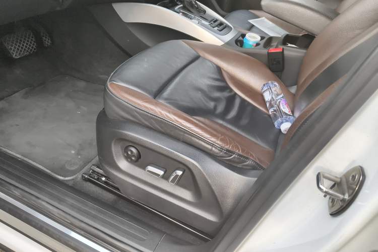 Used Audi Q5 2016 40 TFSI Technology Edition Left Front Seat