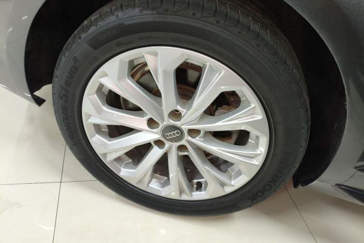 Used Audi A4L 2019 40 TFSI Ambition China VI