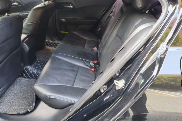 Used Honda Accord 2016 2.0L Comfort Edition
