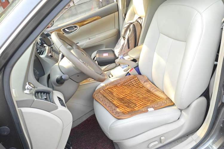 Used Nissan Sylphy 2014 1.6XV CVT Deluxe Edition Left Front Seat