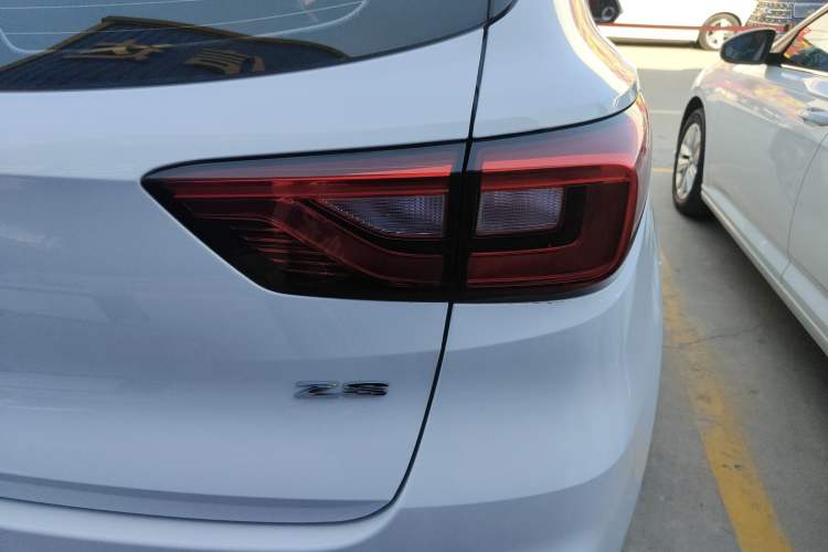 Used MG ZS 2018 1.5L Automatic Luxury Edition China V Standard Right Rear Taillight