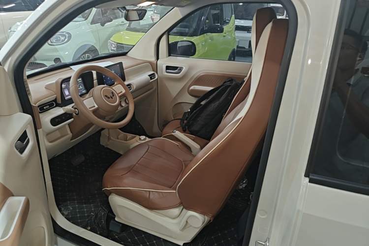 Used Wuling Hongguang MINIEV 2024 3rd Generation 215km Advanced Version