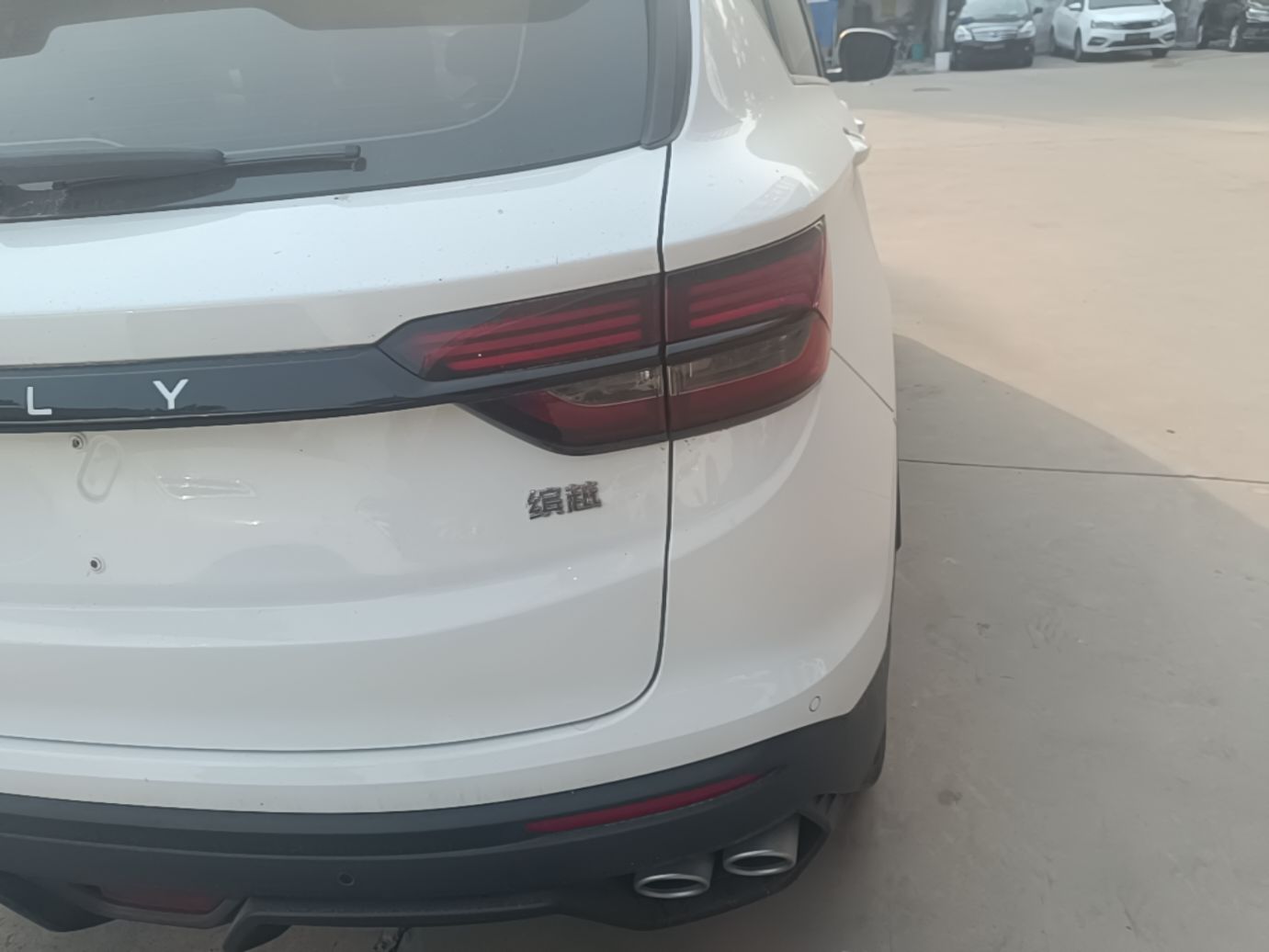 Geely Auto Coolray 2023 1.5T DCT Platinum Edition — снимка 9