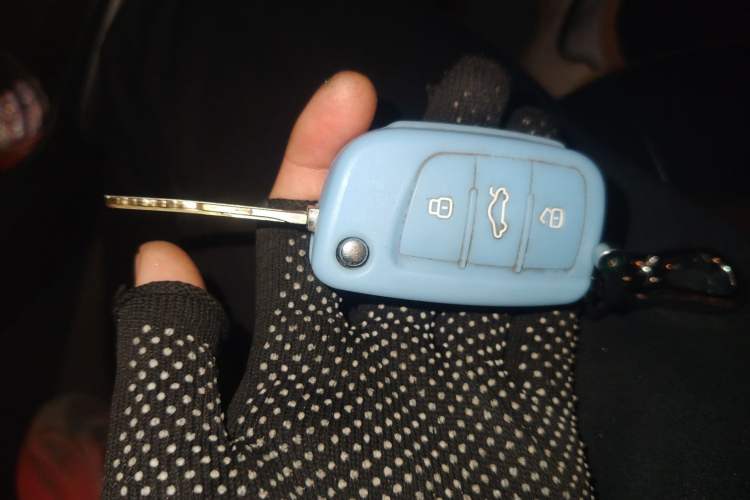 Used JAC Refine S5 2013 2.0T Manual Luxury Edition
