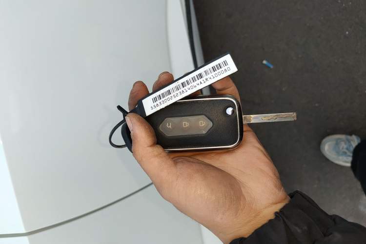 Used Wuling Alvez 2022 1.5L Manual Free-Style Model