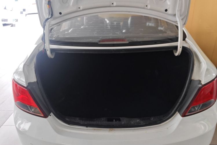 Used Hyundai Verna (older generation) 2016 1.4L Automatic Smart GLS
