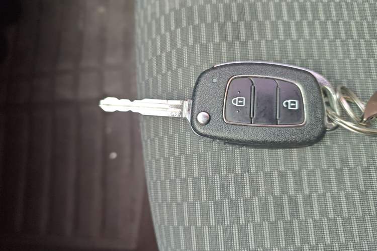 Used Hyundai Verna (older generation) 2017 1.4L Manual Huancai Edition China V Standard