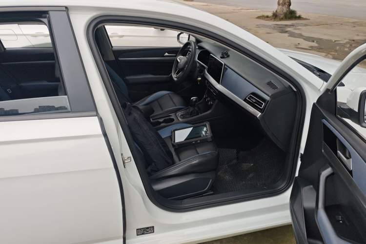 Used Volkswagen Lavida 2023 Revised 1.5L Automatic DeYi Edition