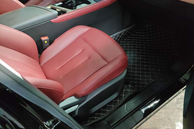 Used JETOUR X70 2024 1.5T DCT Glory PRO 5-Seater