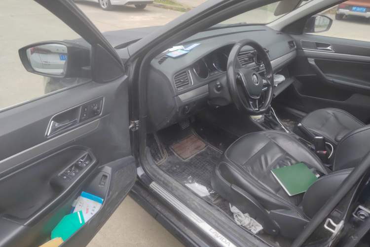 Used Volkswagen Lavida 2015 1.6L Automatic Comfort Edition