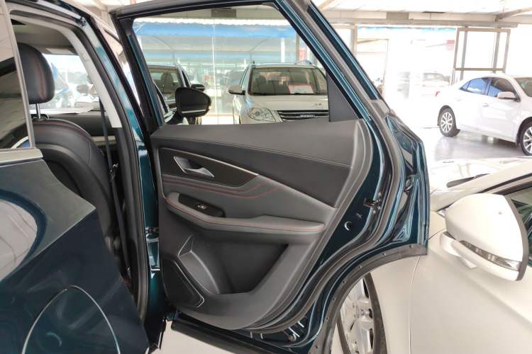 Used FORTHING T5 EVO 2021 1.5TD DCT Diamond Edition Right Rear Door Interior