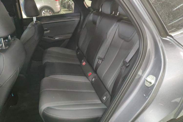 Used BYD Qin L 2025 DM-i Smart Drive 80KM Leading Model Left Rear Seat