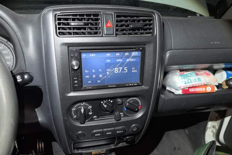 Used Suzuki Jimny 2012 1.3 AT JLX Navigation Edition
