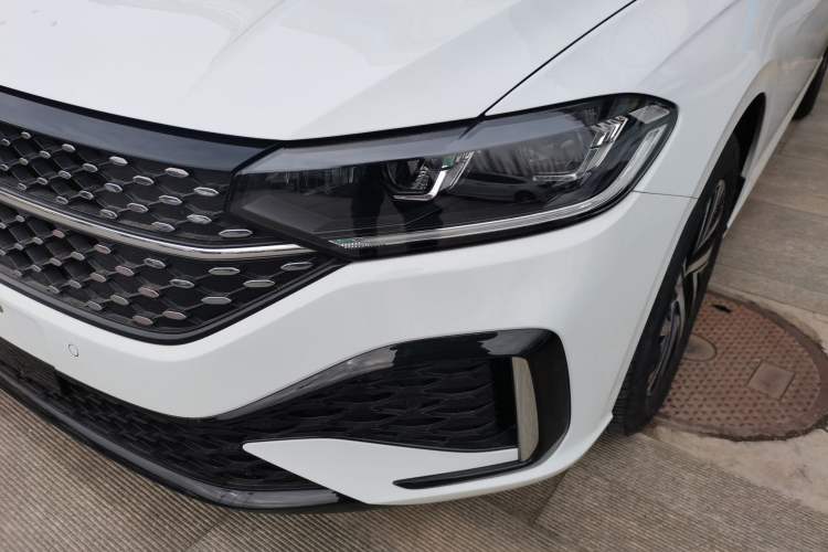 Used Volkswagen Lavida 2024 300TSI DSG Starry Sky Leading Edition
