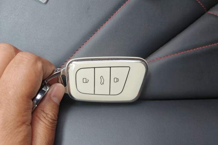 Used Chery Little Ant 2024 Revised Version Youth Edition 251 km True Love Edition 25.05 kWh Vehicle Key