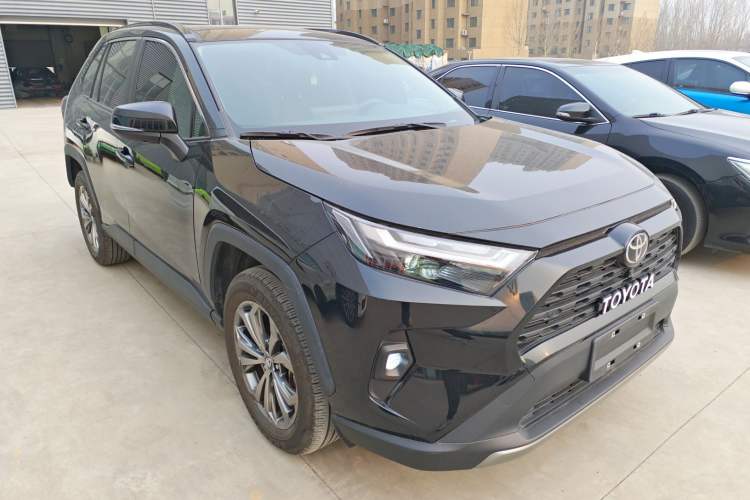 Used Toyota RAV4 2023 2.0L CVT Two-Wheel Drive Fashion Plus Edition