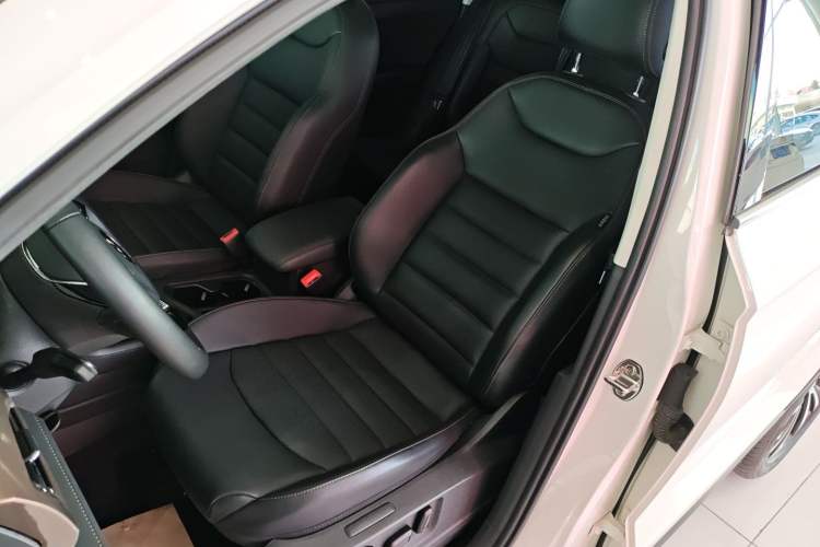 Used Volkswagen Tharu 2020 280TSI Two-Wheel Drive Luxury Plus Version China VI Standard Left Front Seat