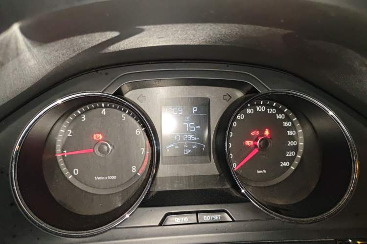 Used Volkswagen Bora 2013 1.6L Automatic Fashion Model