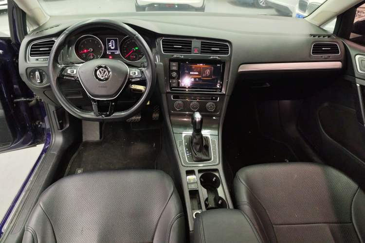 Used Volkswagen Golf 2019 200TSI DSG Comfort & Ambition Edition China VI Standard
