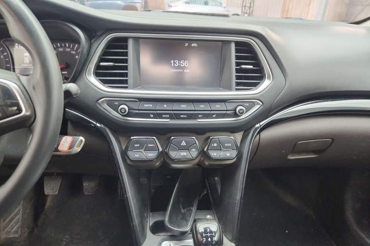 Used GAC Trumpchi GS4 2016 235T Manual Luxury Edition Audio And AC Panel