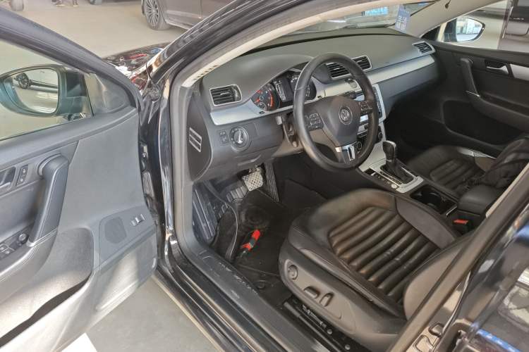 Used Volkswagen Magotan 2016 1.8TSI Smart Comfort Model