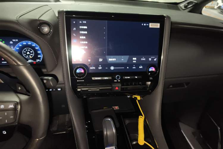 Used Toyota Vellfire 2024 Crown Dual-Engine 2.5L Ultimate Edition