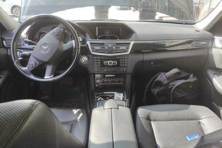 Used Mercedes-Benz E-Class 2013 E 300 L Stylish Model
