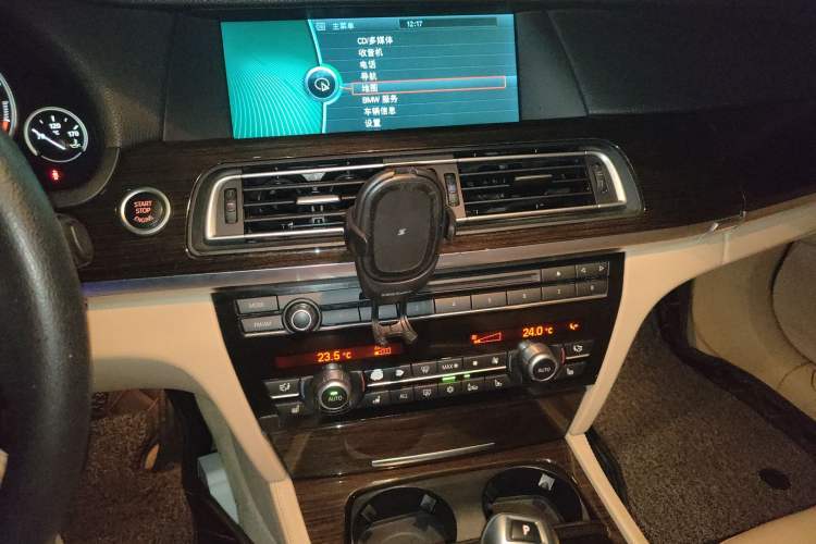 Used BMW 7 Series 2009 740Li Luxury Model Audio And AC Panel