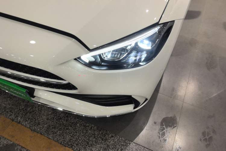 Used Mercedes-Benz C-Class 2024 Second Facelift C 260 L Sport Edition
