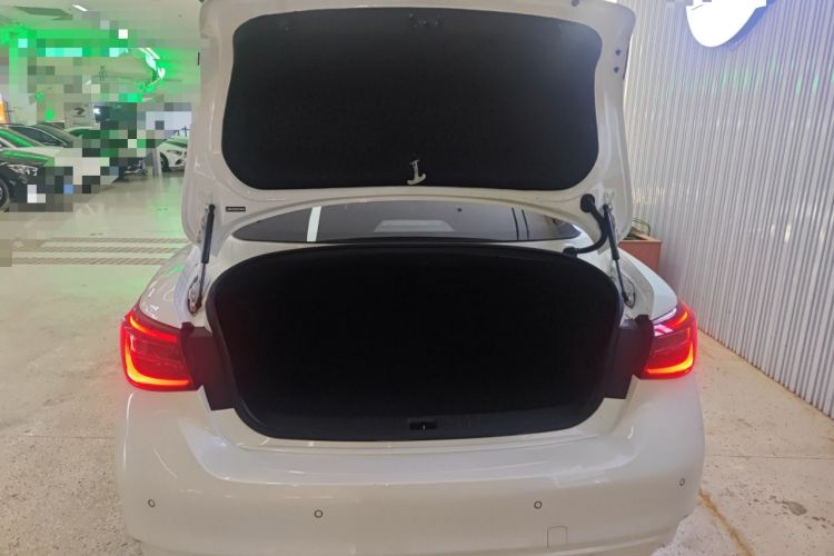 Used Infiniti Q50L 2018 2.0T Comfort Edition China VI Standard